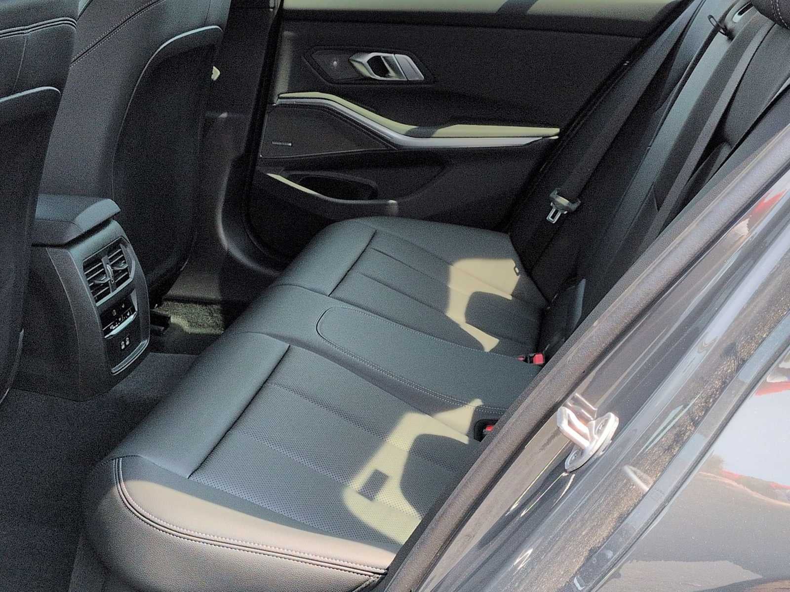 2026 BMW 3 Series 330i NA xDrive