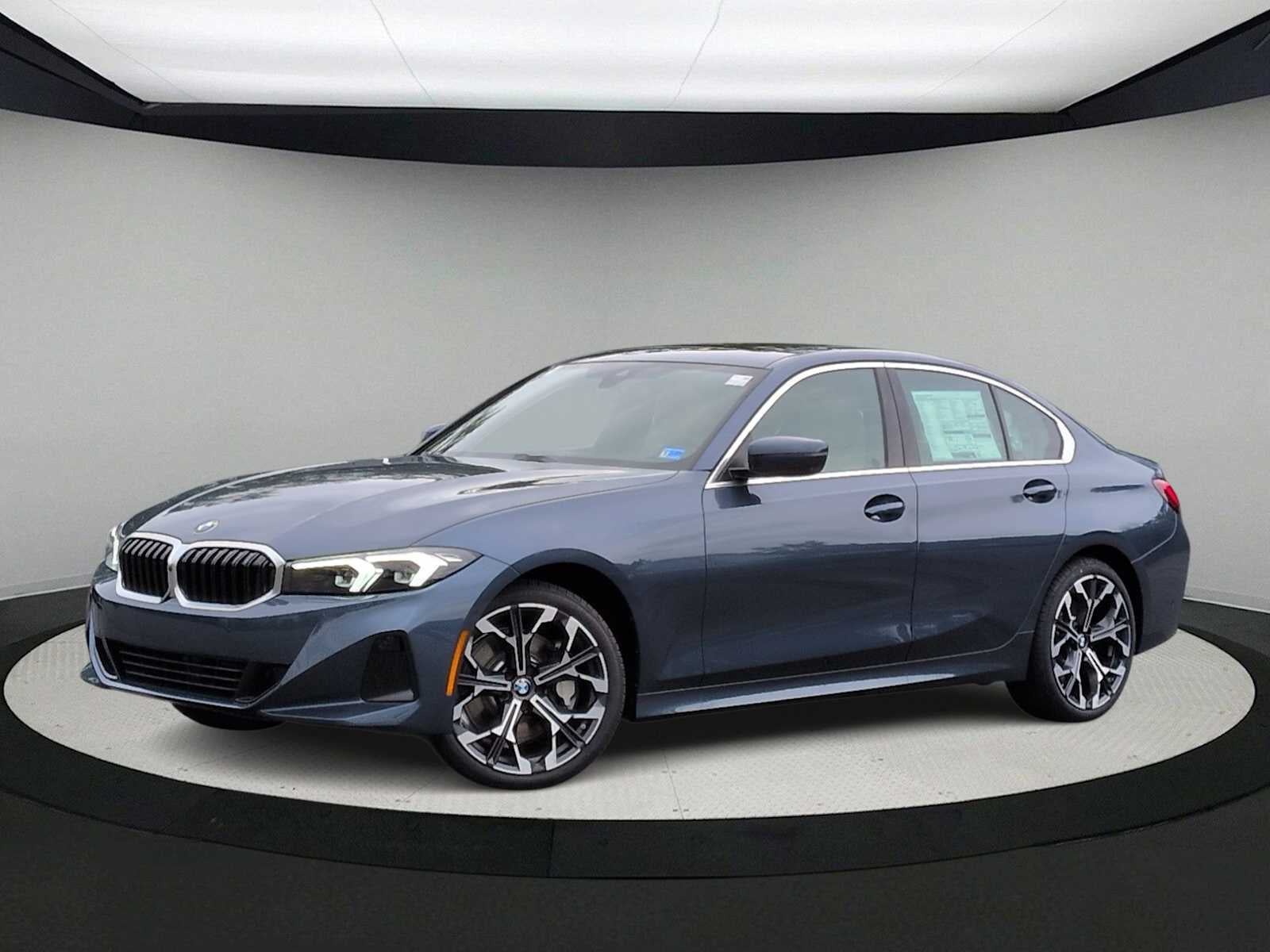 2026 BMW 3 Series 330i xDrive Sedan's photo