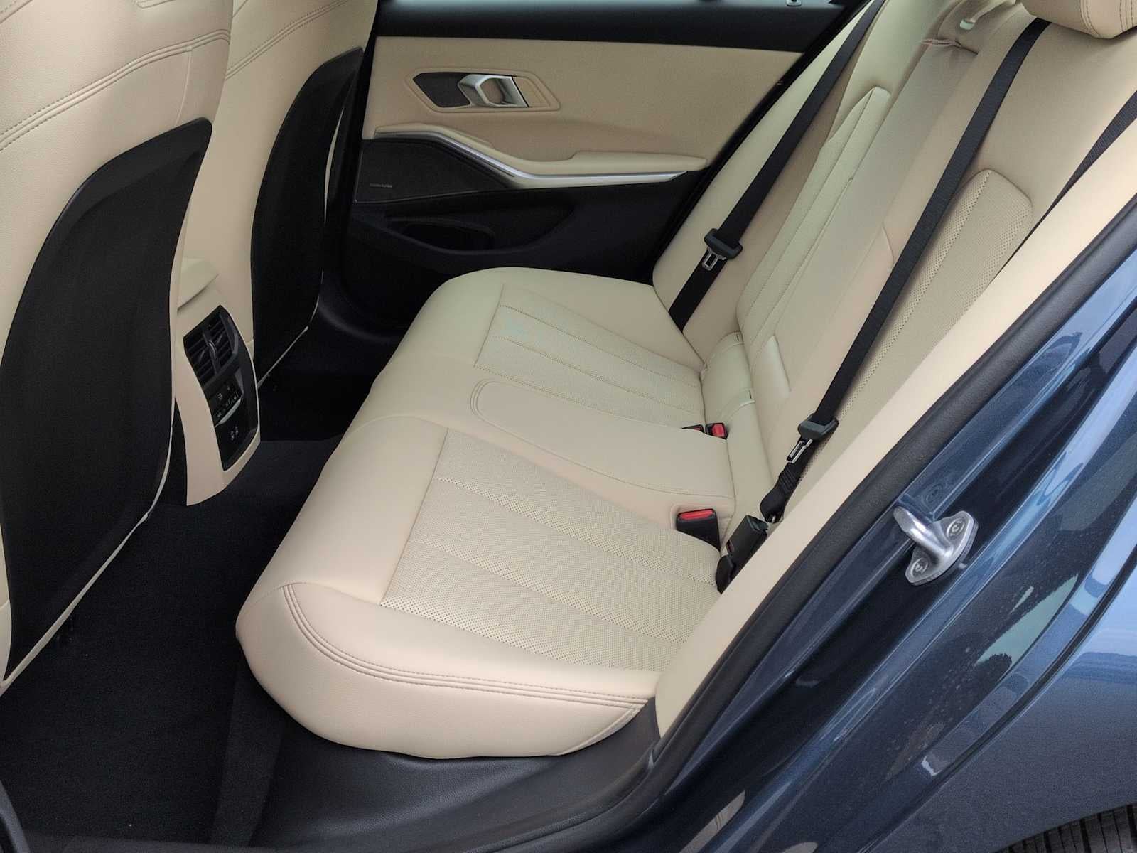 2026 BMW 3 Series 330i NA xDrive