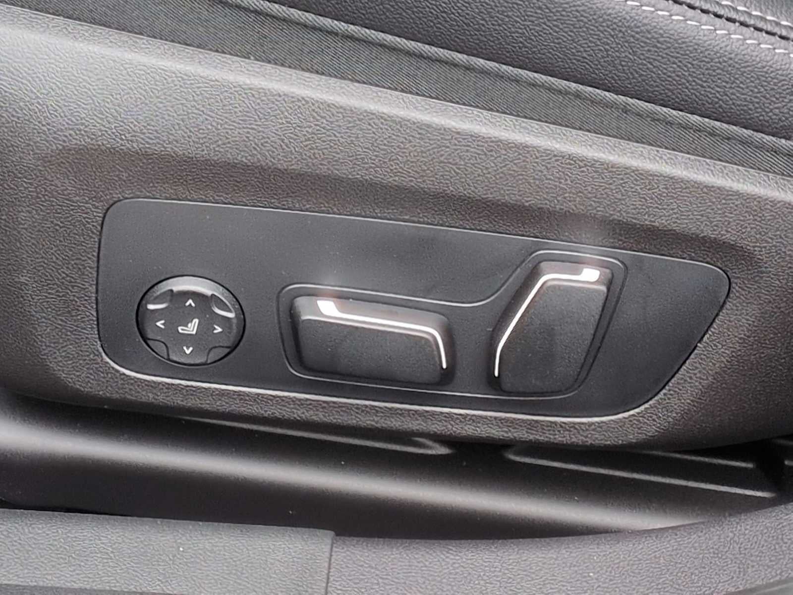 2026 BMW 3 Series 330i NA xDrive