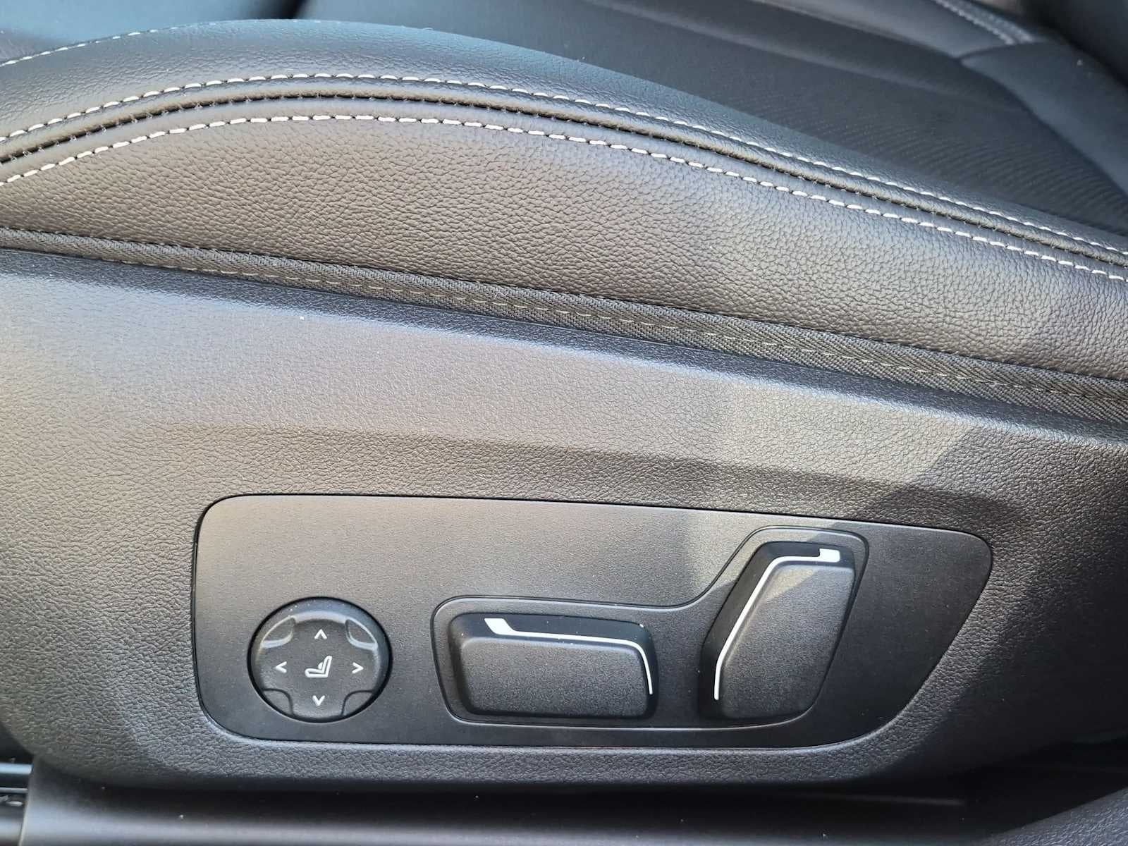 2026 BMW 3 Series 330i NA xDrive