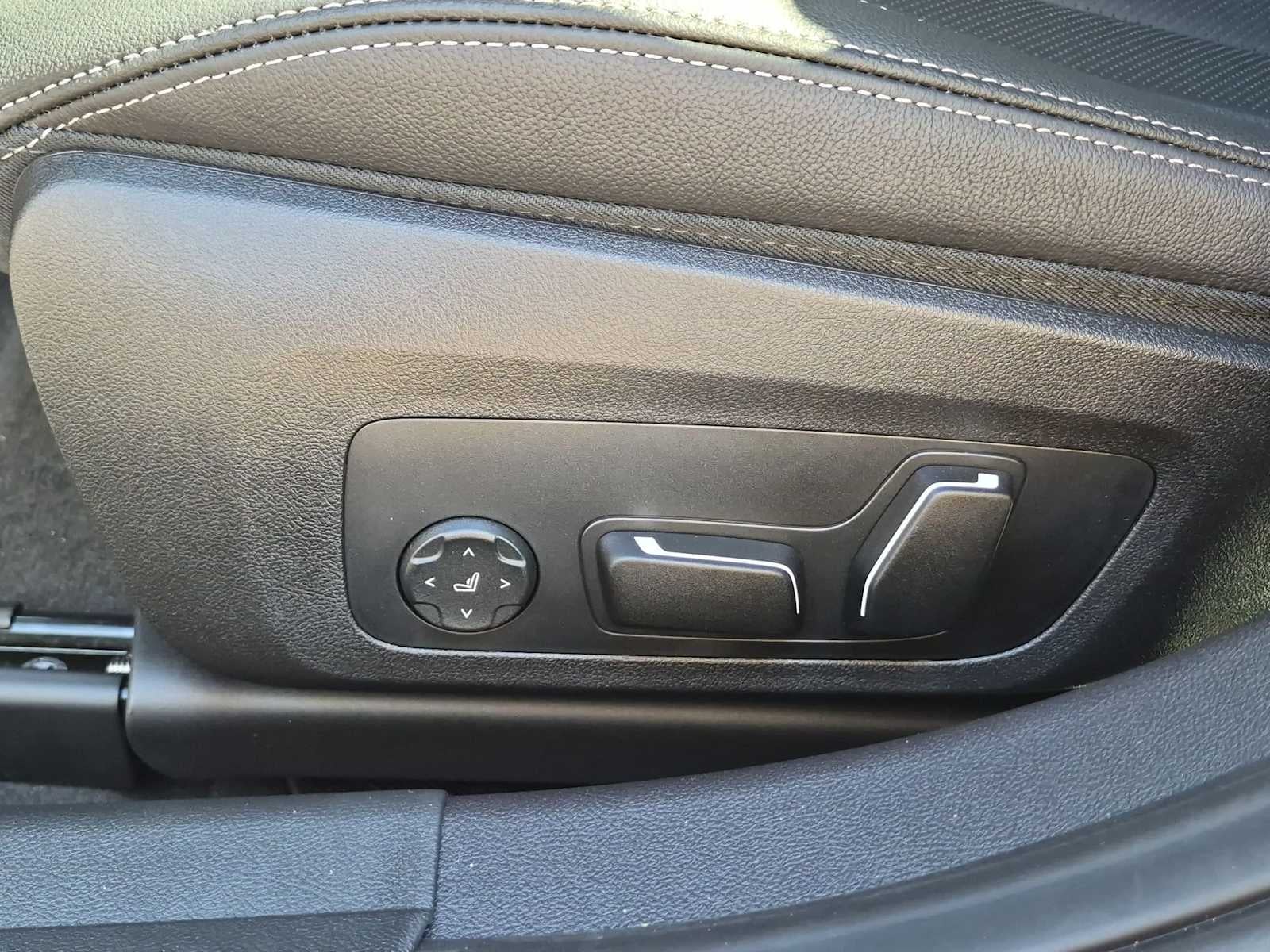 2026 BMW 3 Series 330i NA xDrive