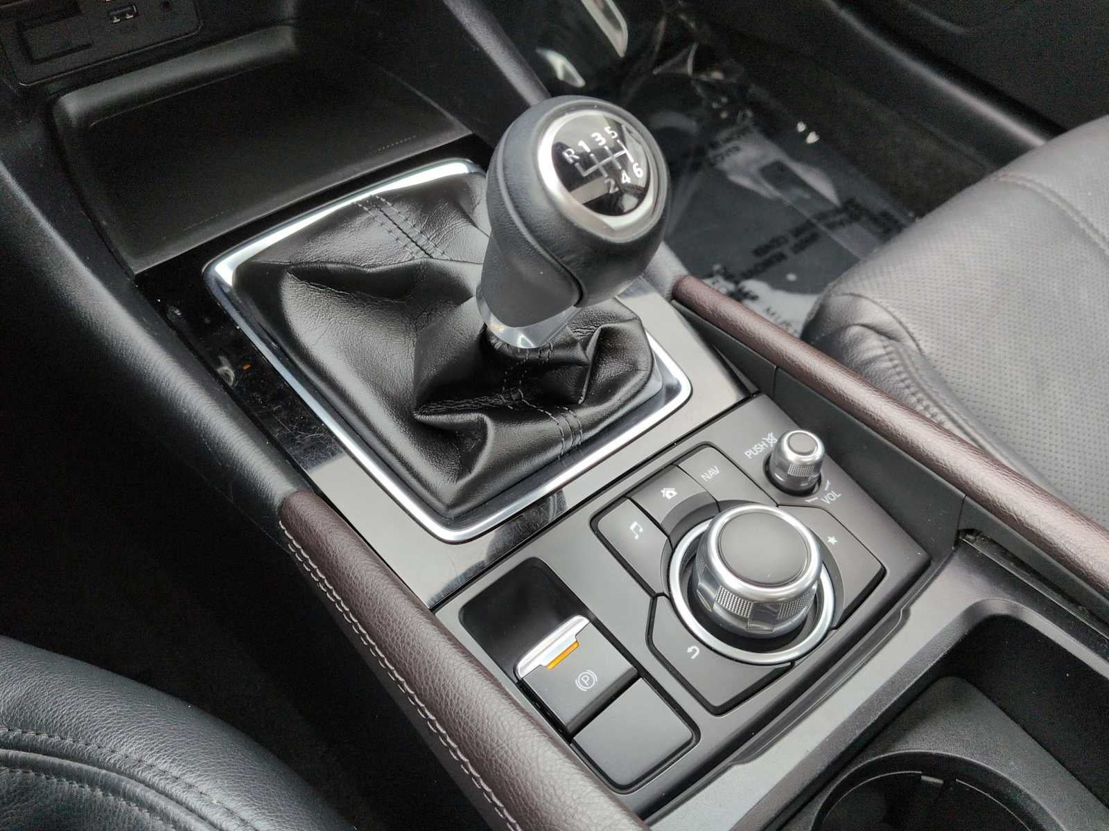 2018 Mazda Mazda3 5-Door Grand Touring