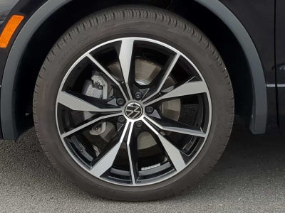 2024 Volkswagen Tiguan SEL R-Line