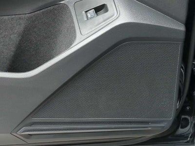 2024 Volkswagen Tiguan SEL R-Line