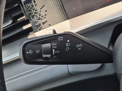 2025 Volkswagen Tiguan SE R-Line Black