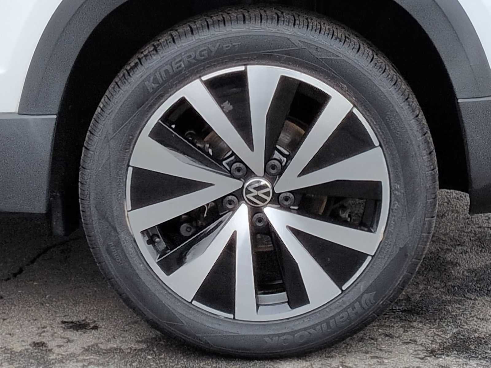 2022 Volkswagen Taos SE