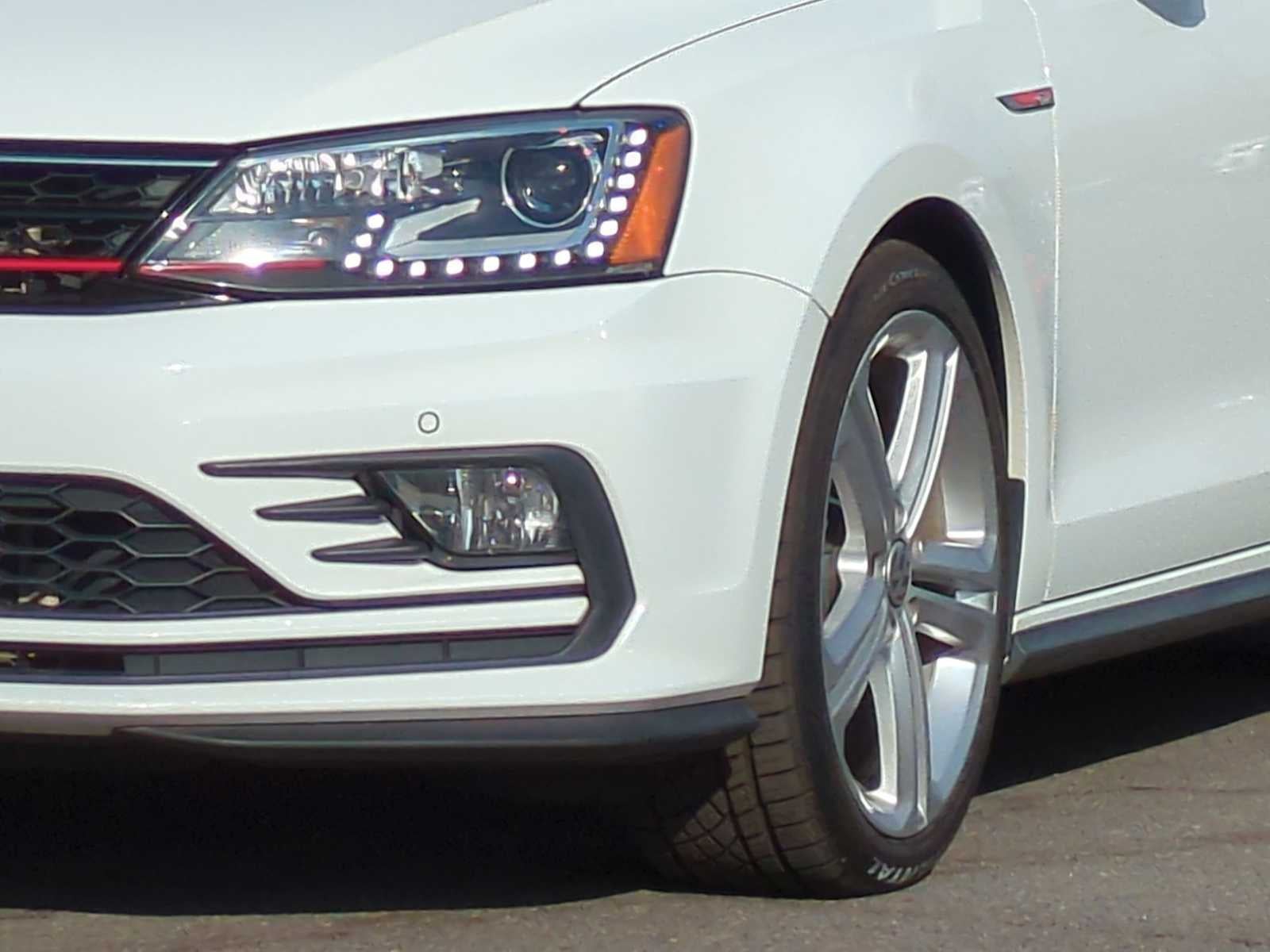 2016 Volkswagen Jetta 2.0T GLI SE