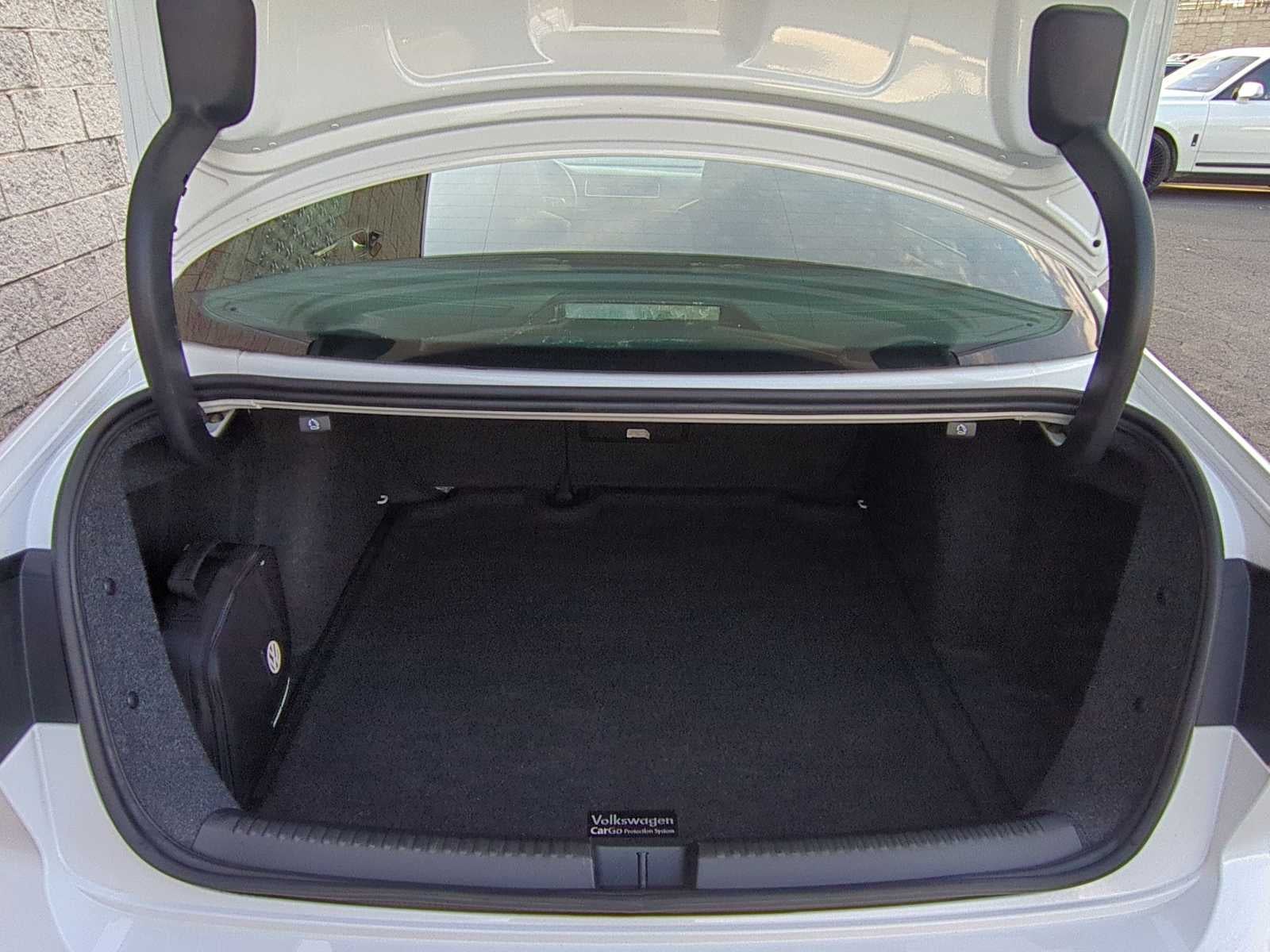 2016 Volkswagen Jetta 2.0T GLI SE