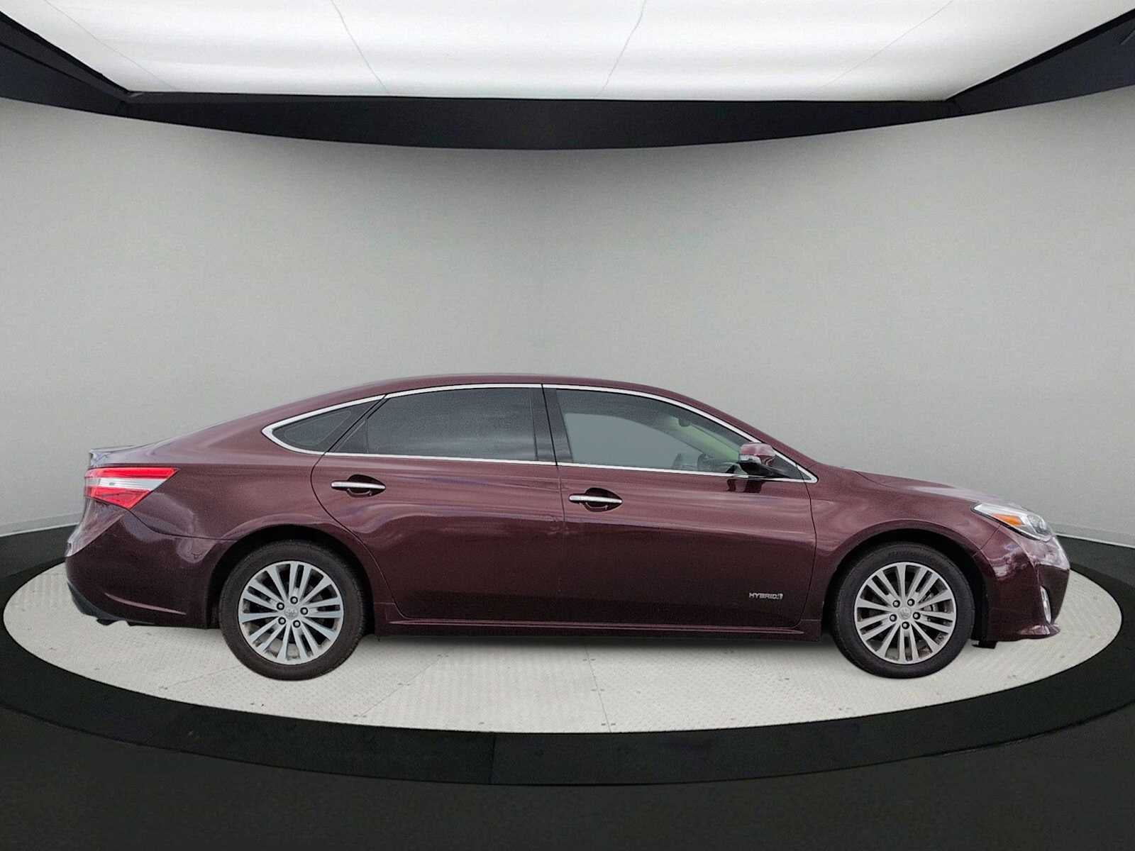 2015 Toyota Avalon Hybrid XLE Touring