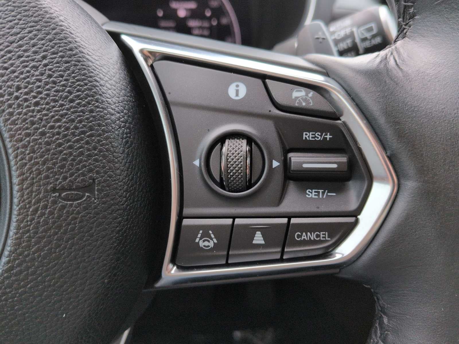 2023 Acura MDX w/Technology Package