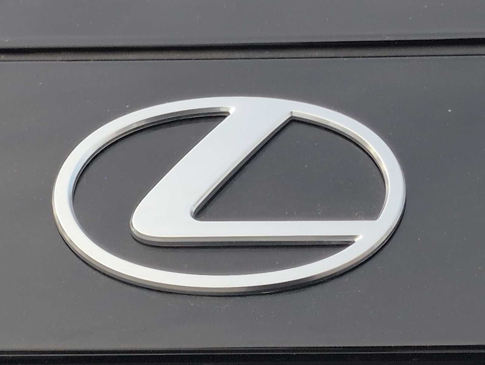 2025 Lexus TX Premium