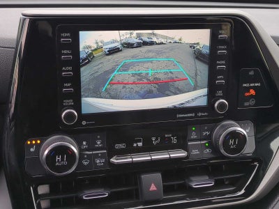 2022 Toyota Highlander Hybrid XLE