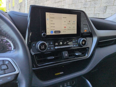 2023 Toyota Highlander Hybrid XLE