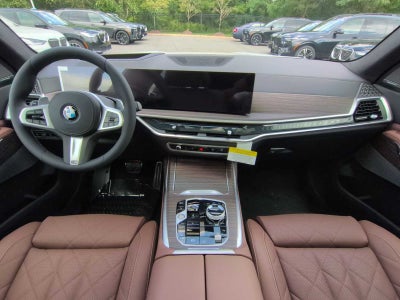 2027 BMW X7 xDrive40i