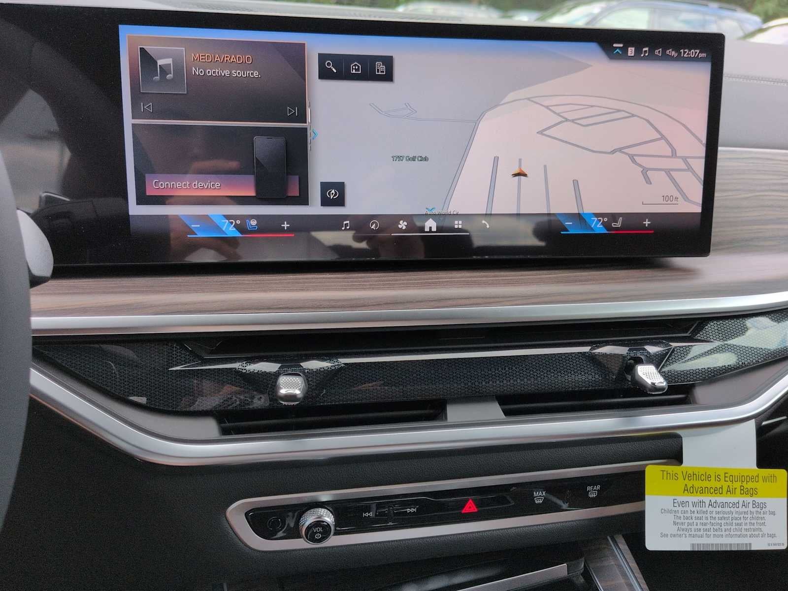 2027 BMW X7 xDrive40i