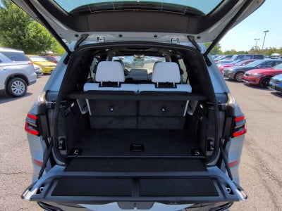 2027 BMW X7 xDrive40i