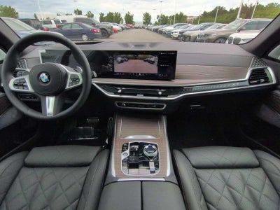2027 BMW X7 xDrive40i