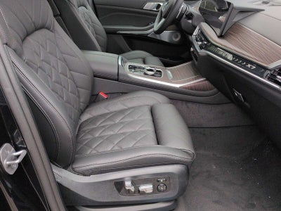 2027 BMW X7 xDrive40i