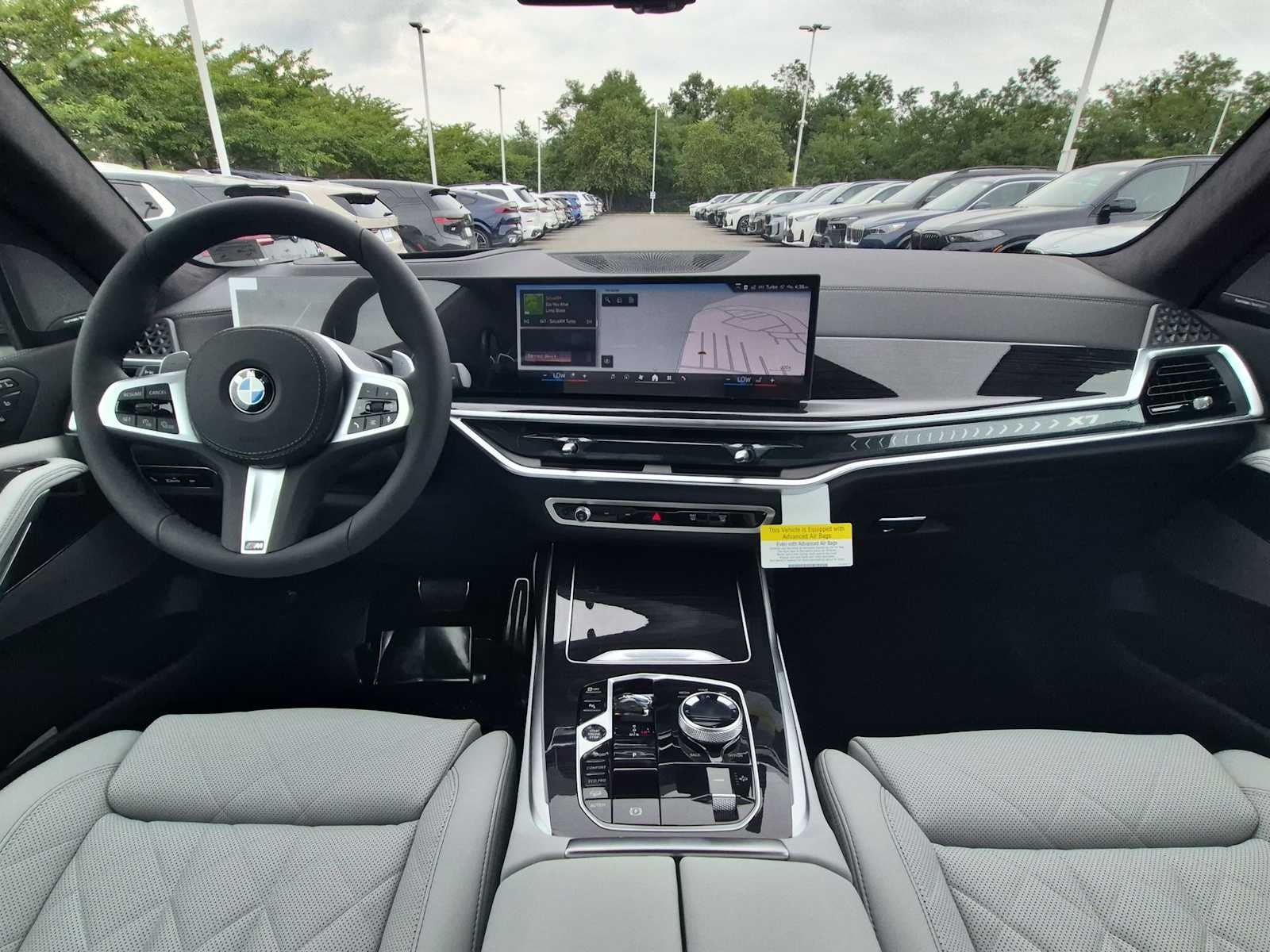 2027 BMW X7 xDrive40i