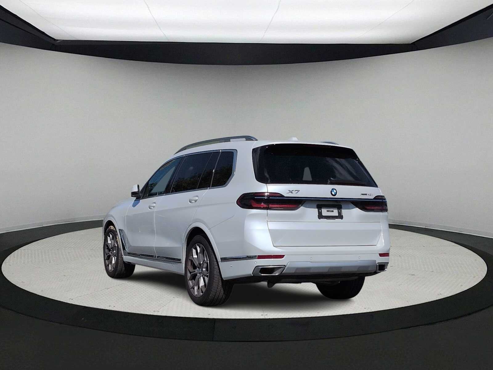 2026 BMW X7 xDrive40i xDrive40i