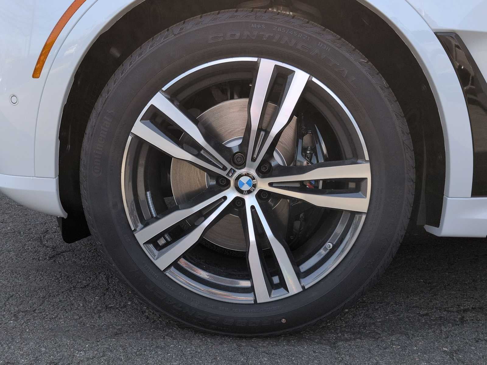 2026 BMW X7 xDrive40i xDrive40i