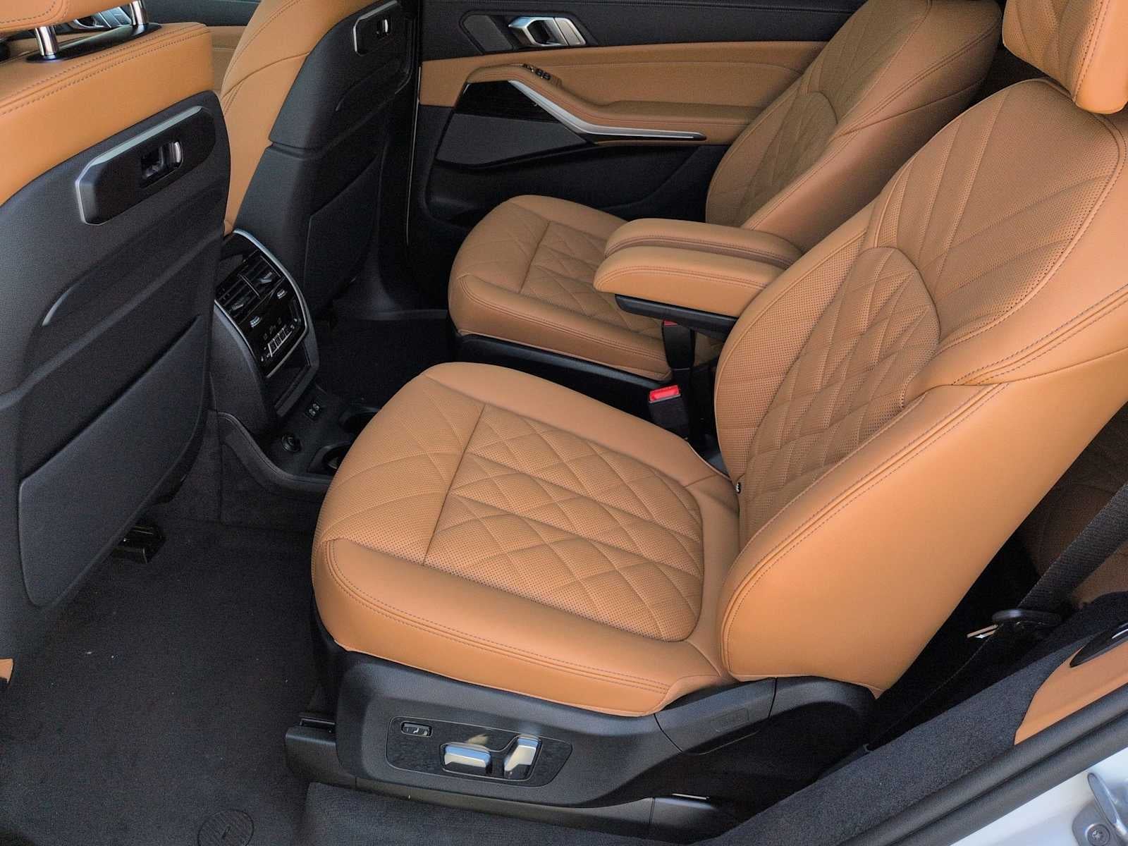 2026 BMW X7 xDrive40i xDrive40i