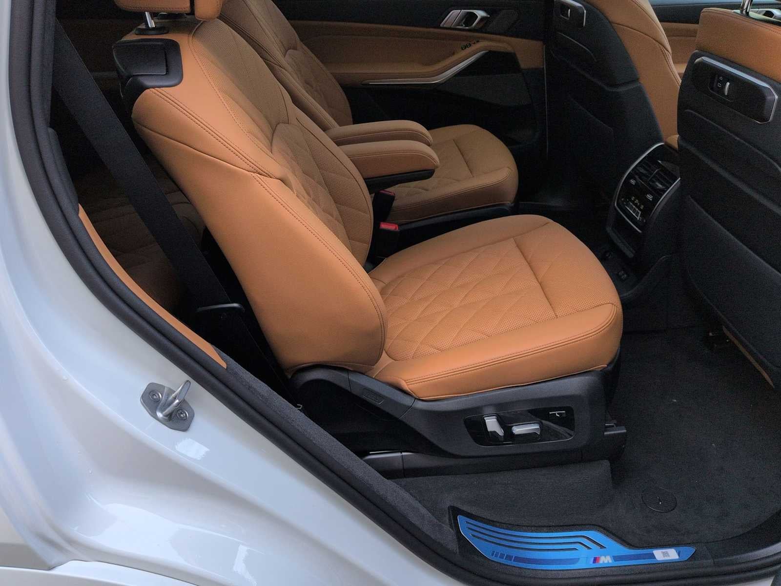 2026 BMW X7 xDrive40i xDrive40i