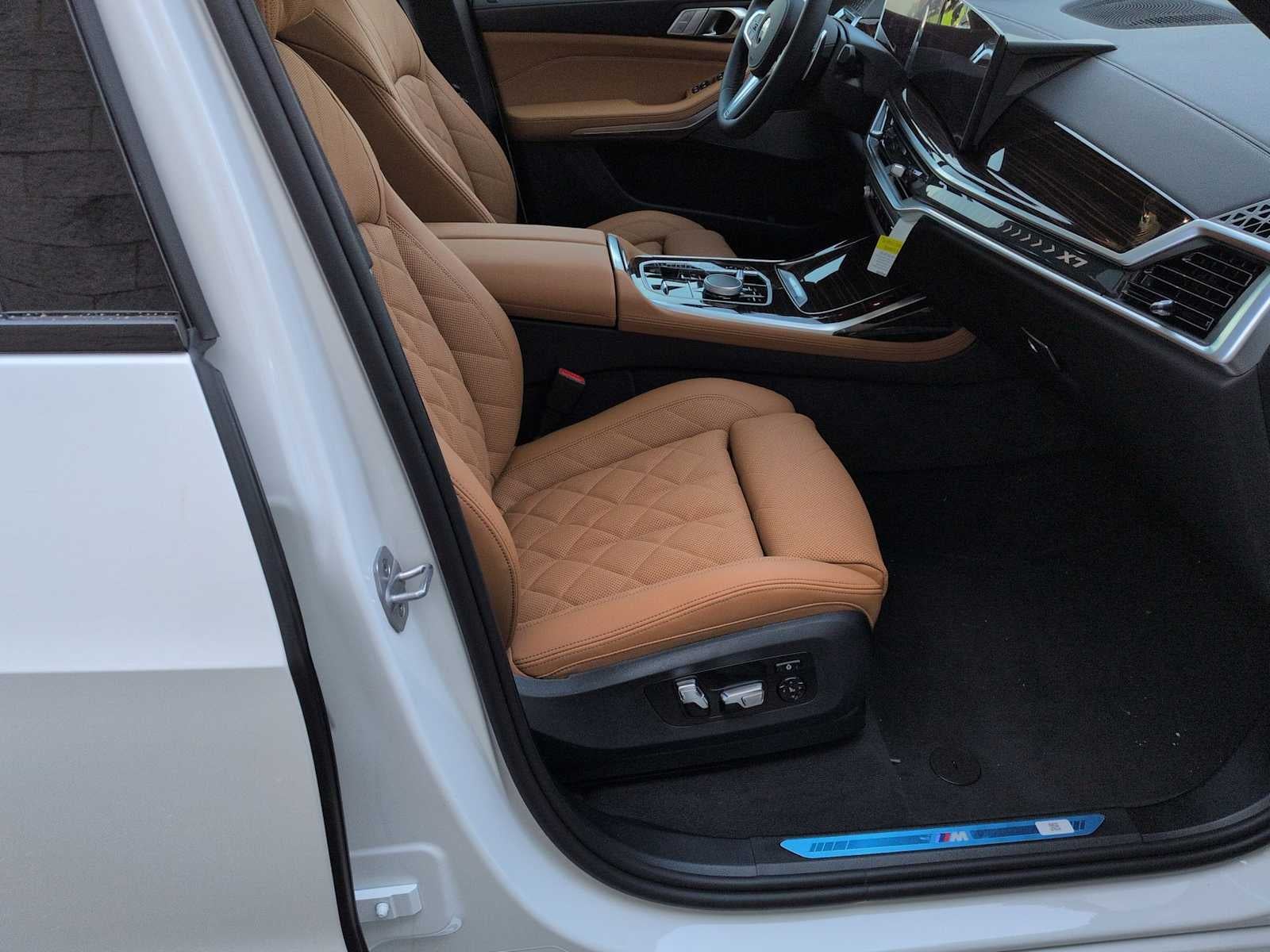 2026 BMW X7 xDrive40i xDrive40i