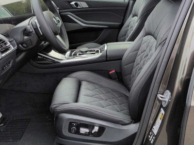 2027 BMW X7 xDrive40i