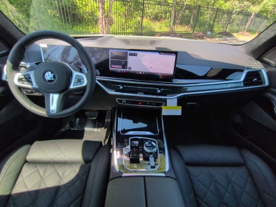 2027 BMW X7 xDrive40i
