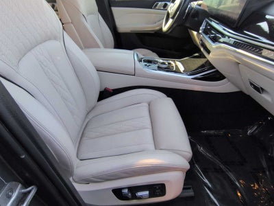 2023 BMW X7 xDrive40i