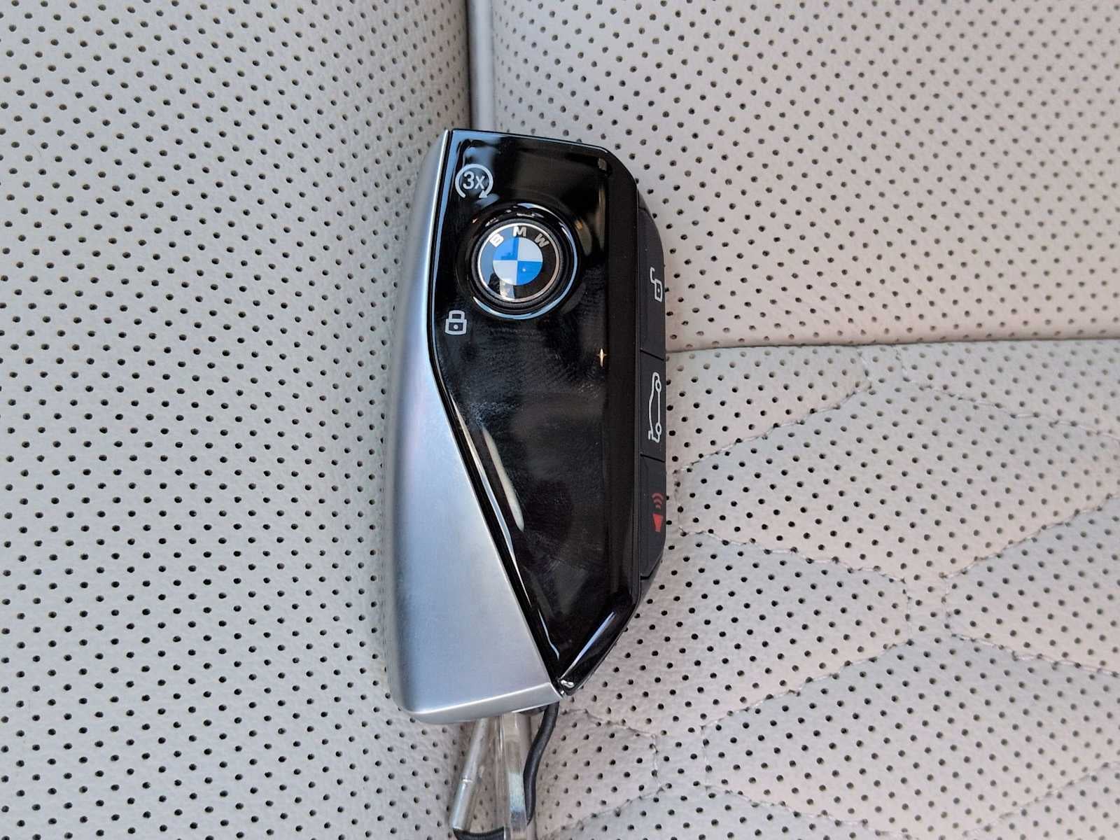 2027 BMW X7 xDrive40i xDrive40i