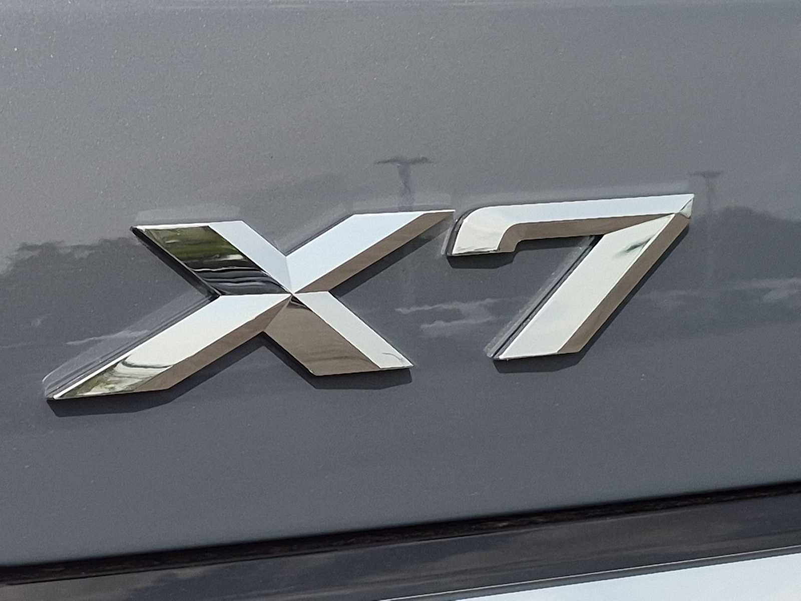 2027 BMW X7 xDrive40i