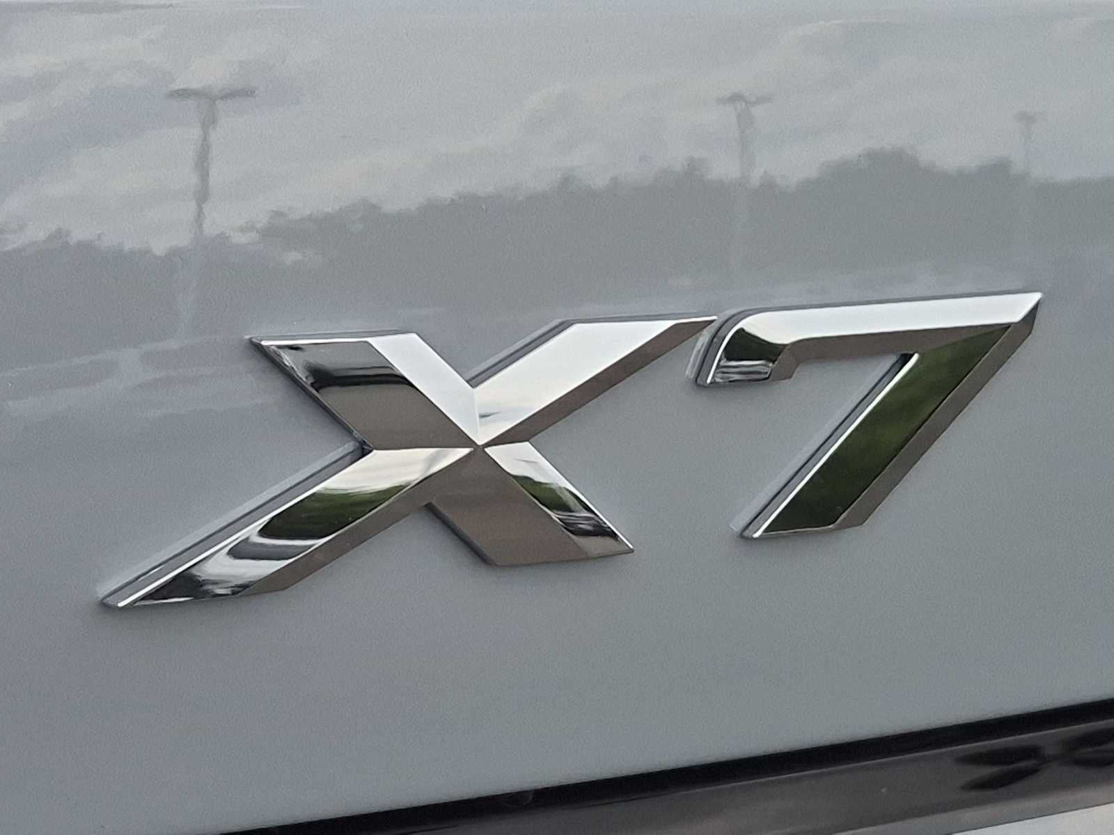 2027 BMW X7 xDrive40i