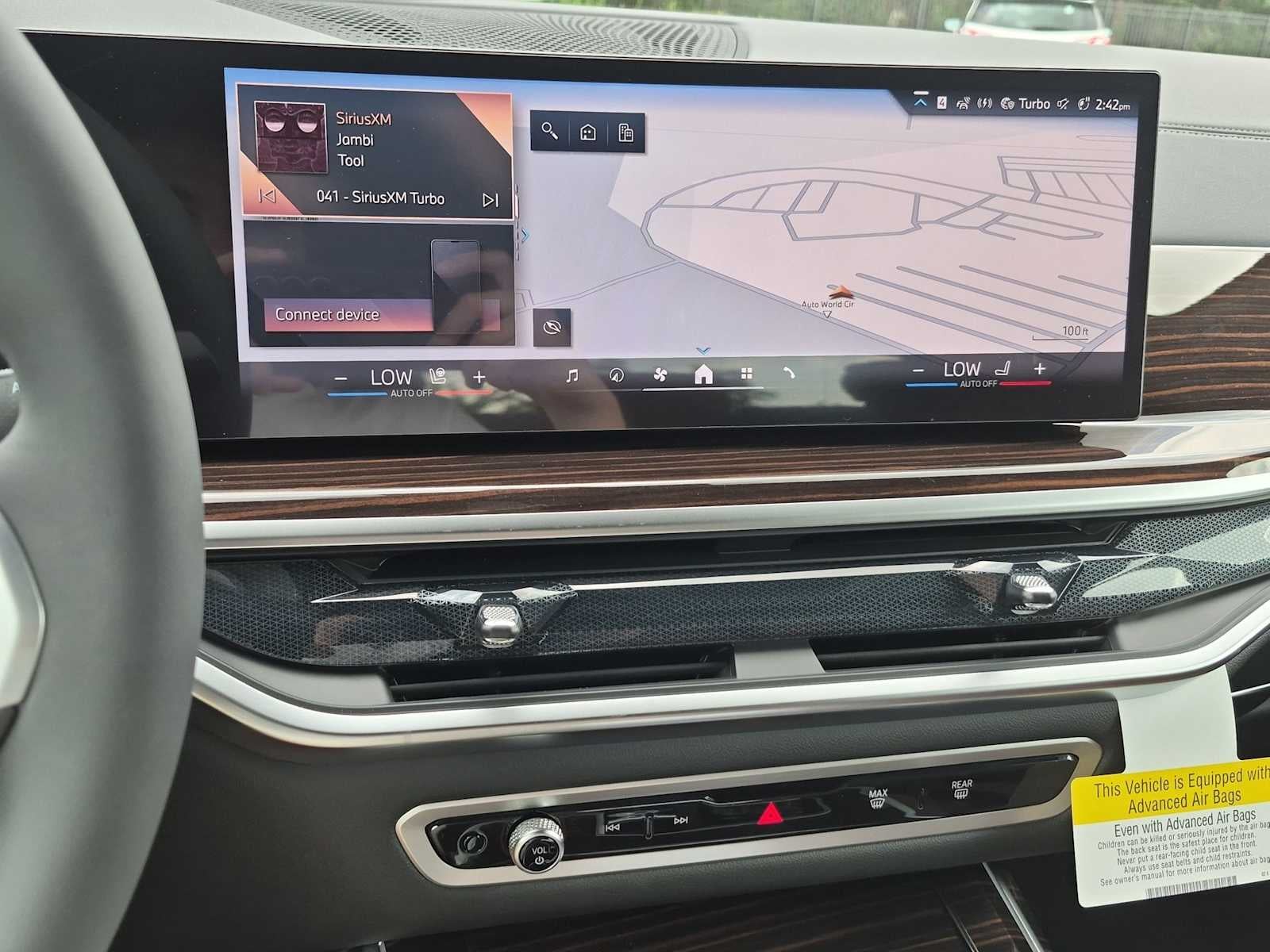2027 BMW X7 xDrive40i