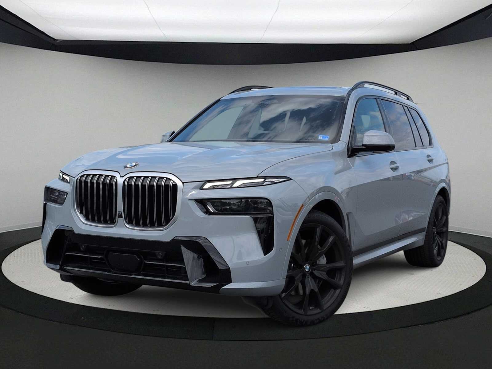 2026 BMW X7 xDrive40i's photo