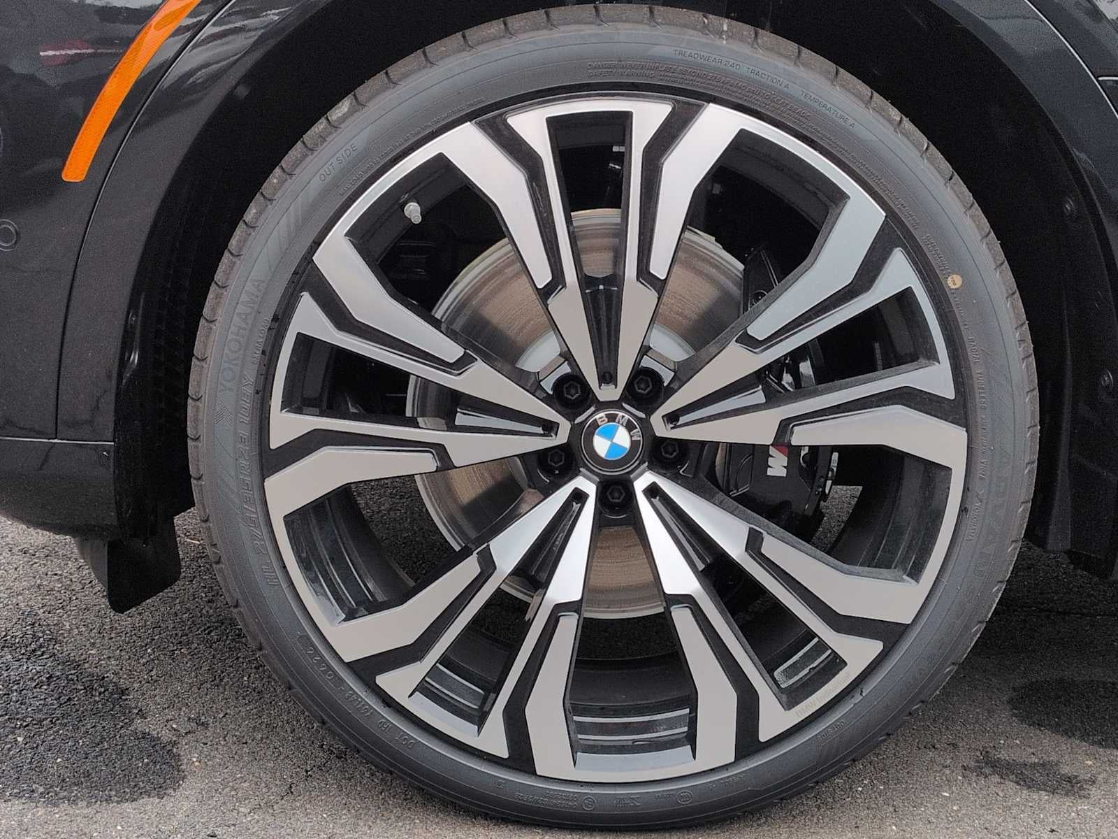 2027 BMW X7 xDrive40i xDrive40i