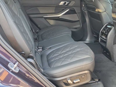 2027 BMW X7 xDrive40i