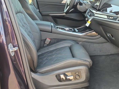 2027 BMW X7 xDrive40i
