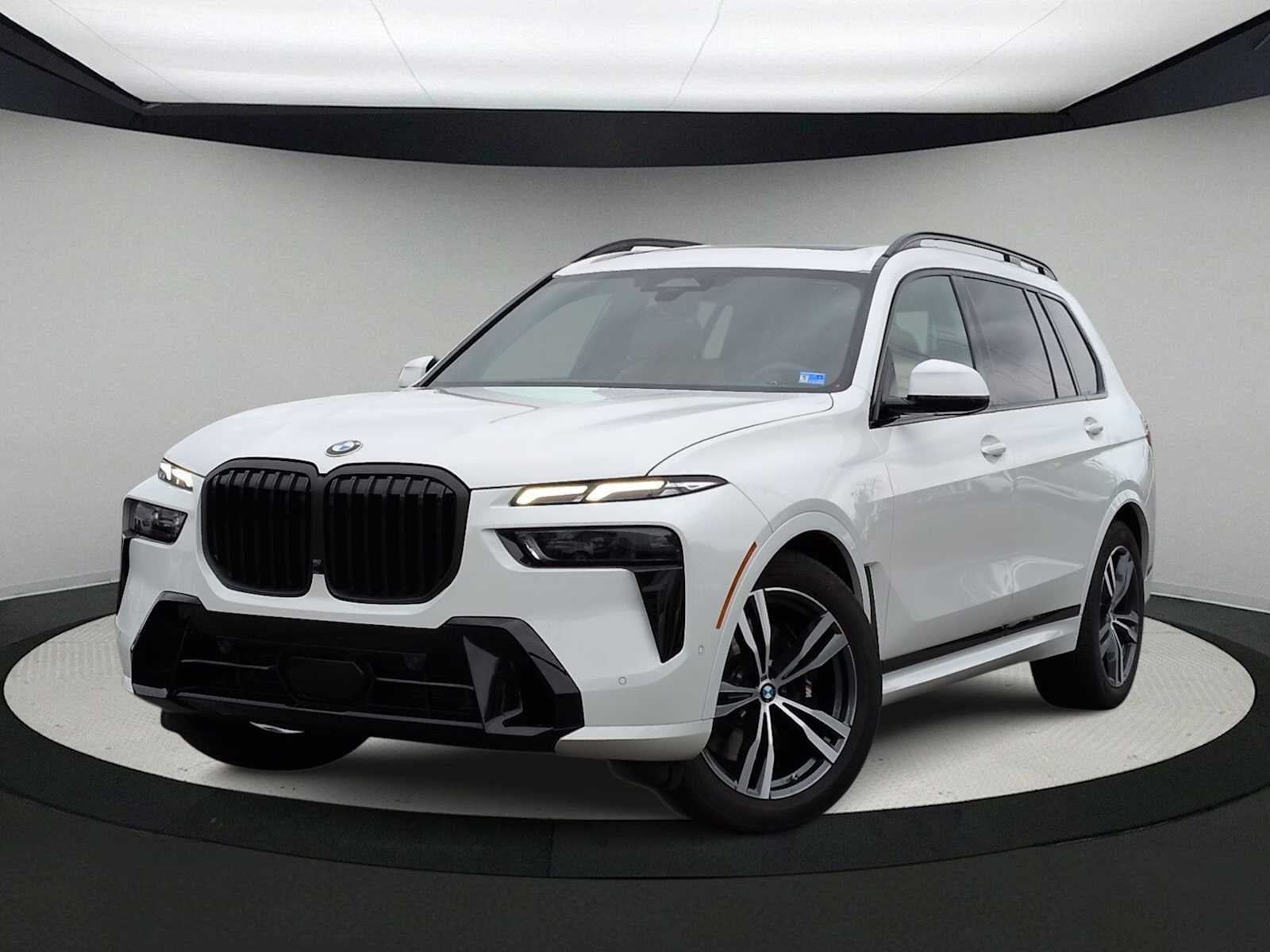 2025 BMW X7 xDrive40i's photo