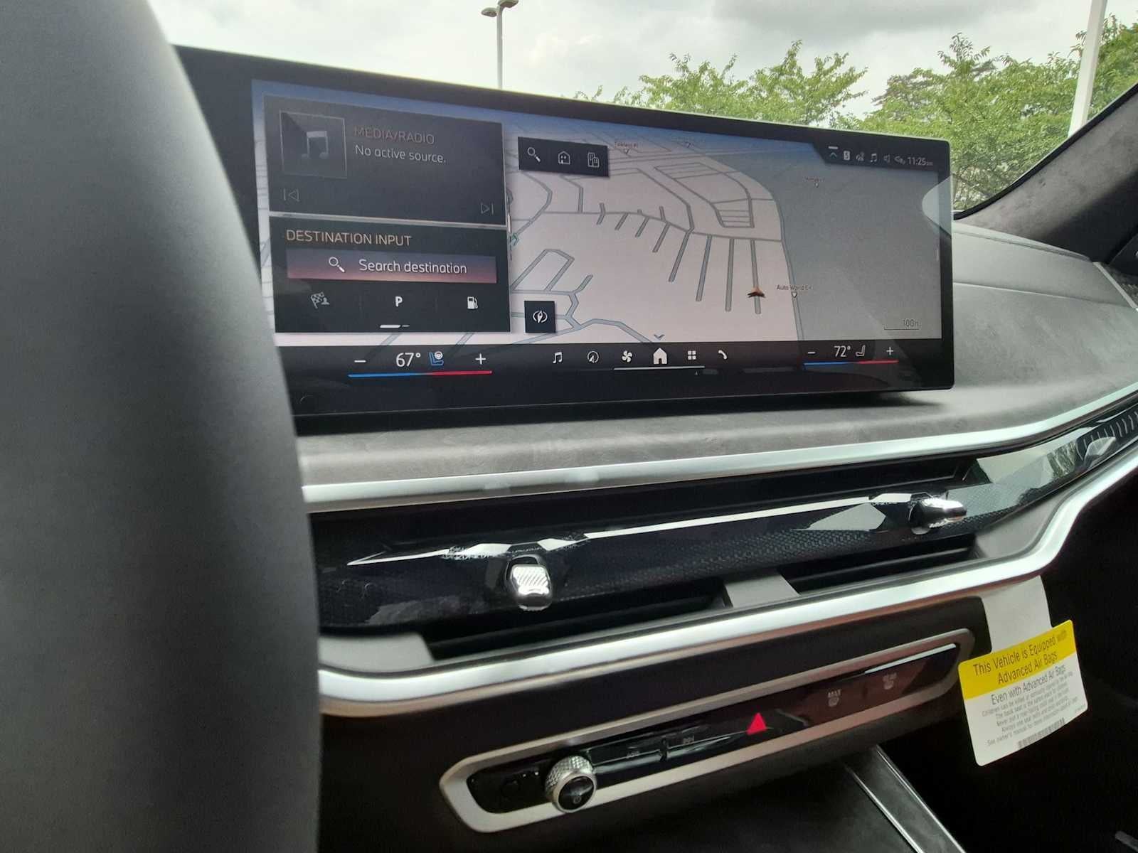 2027 BMW X7 xDrive40i
