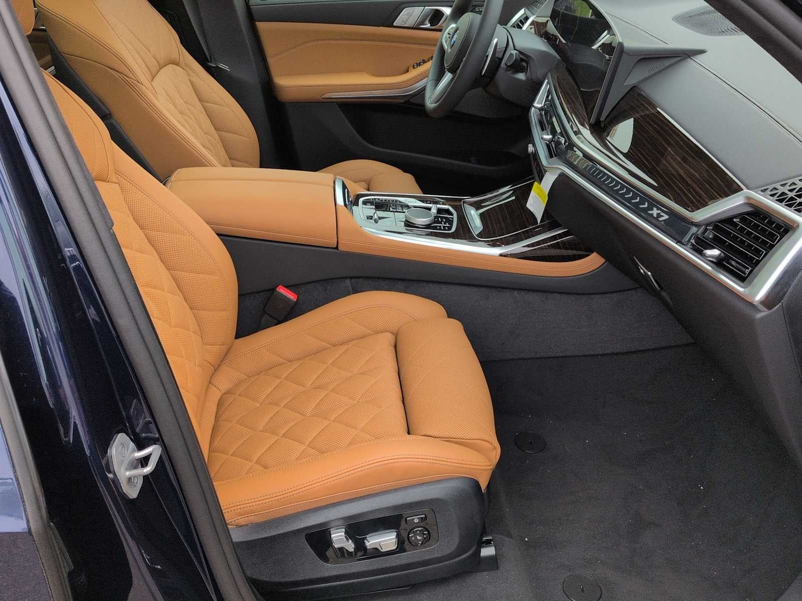 2026 BMW X7 xDrive40i xDrive40i