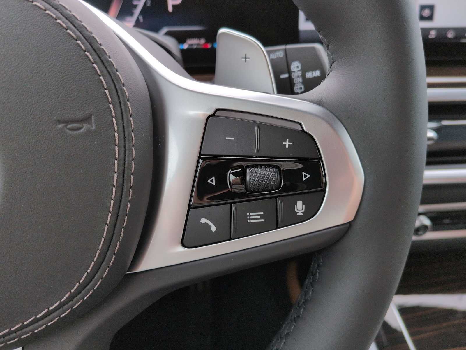 2026 BMW X7 xDrive40i xDrive40i