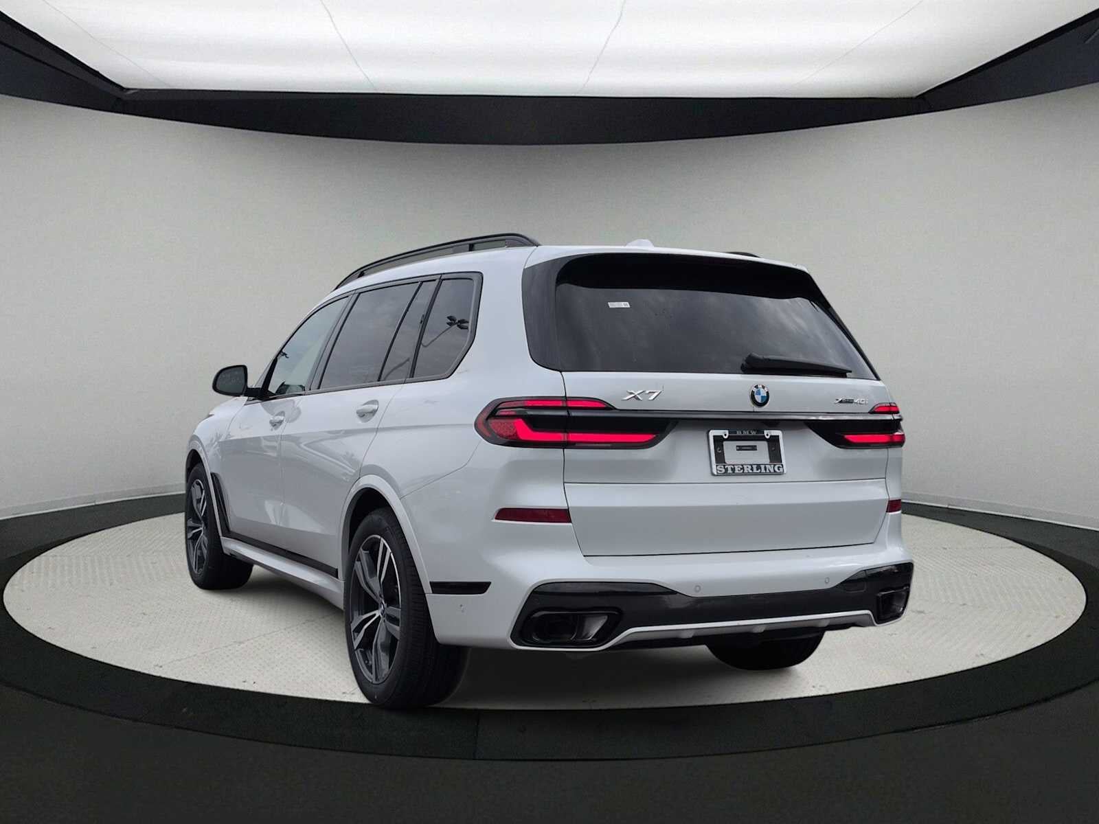 2027 BMW X7 xDrive40i