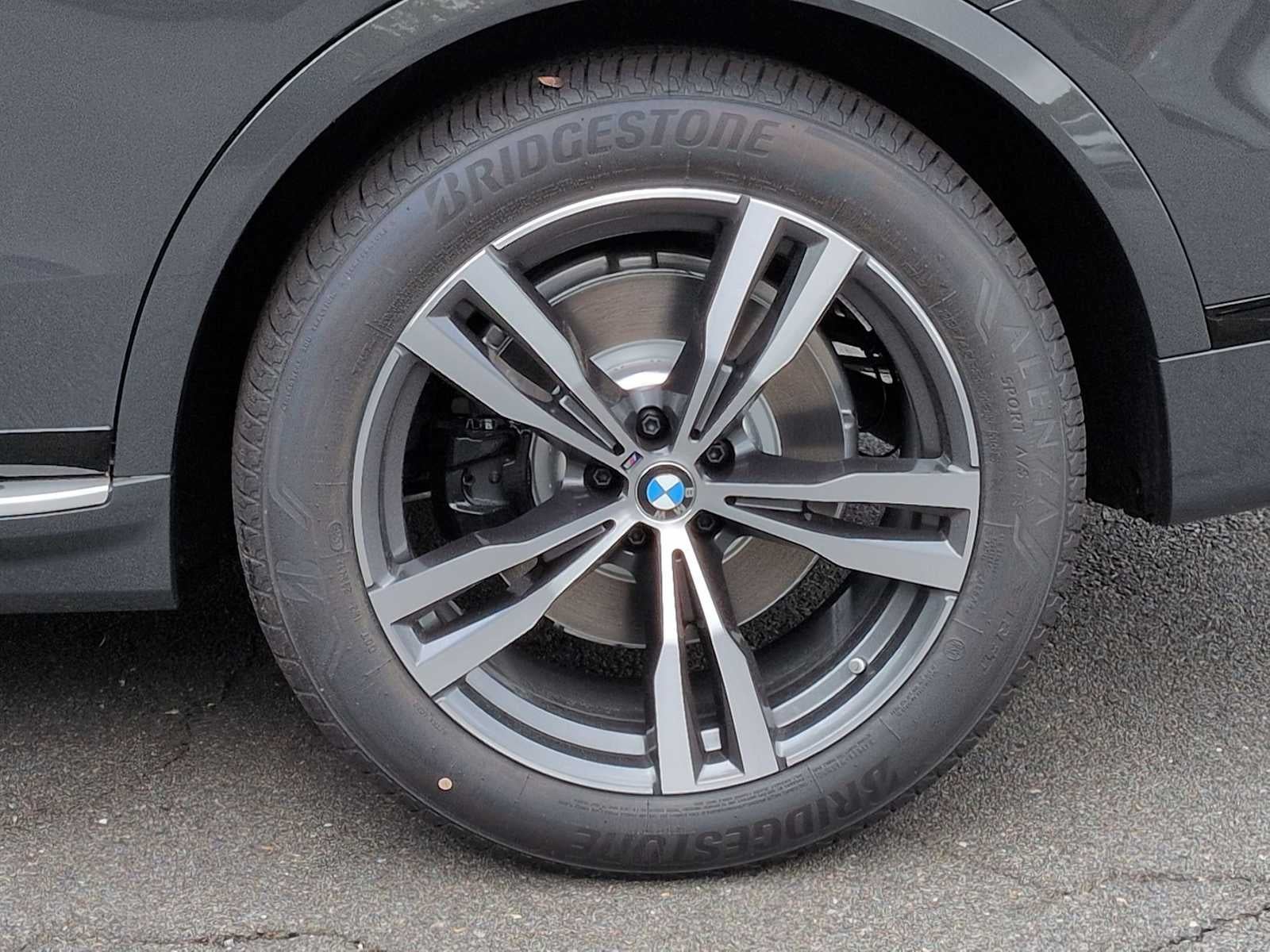 2027 BMW X7 xDrive40i xDrive40i