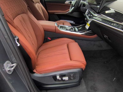 2027 BMW X7 xDrive40i xDrive40i