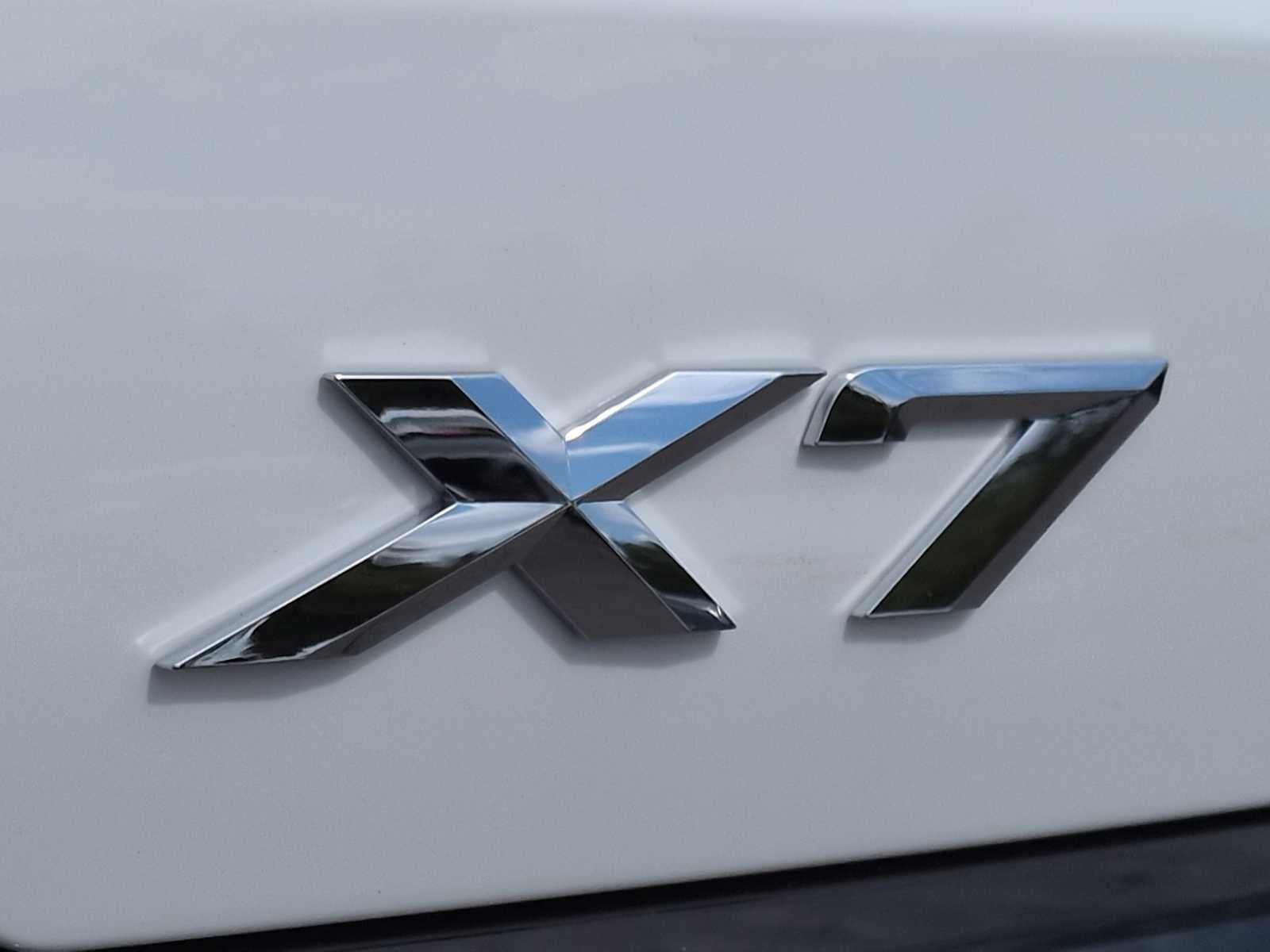 2027 BMW X7 xDrive40i
