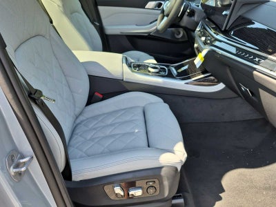2027 BMW X7 xDrive40i