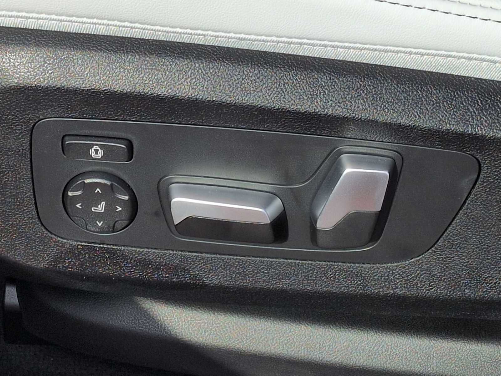 2026 BMW X5 xDrive40i xDrive40i